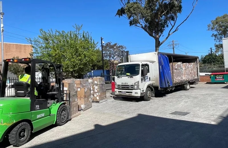 Brisbane building materials delivery | Austone Logistics Building materials arrival handoff and local delivery in Brisbane
