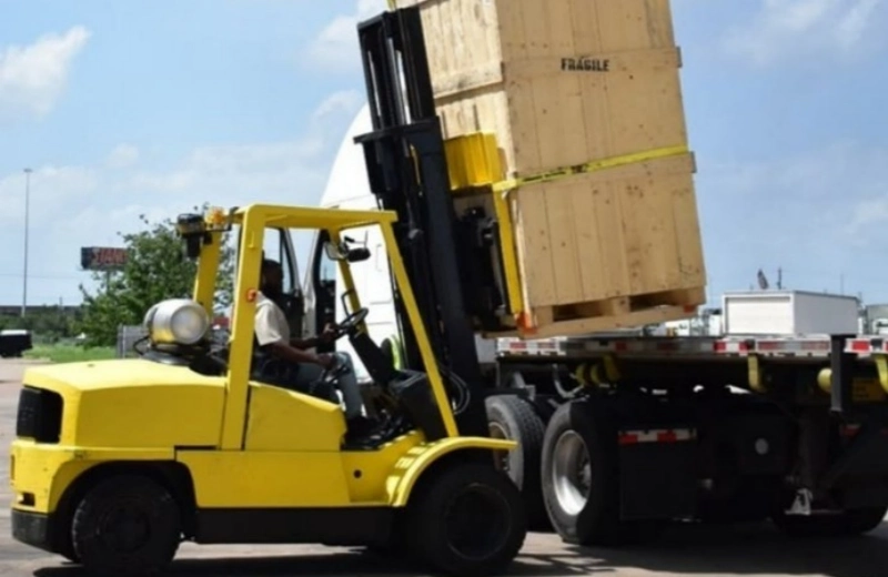 Crate quality and handling risk logistics support from China by Austone